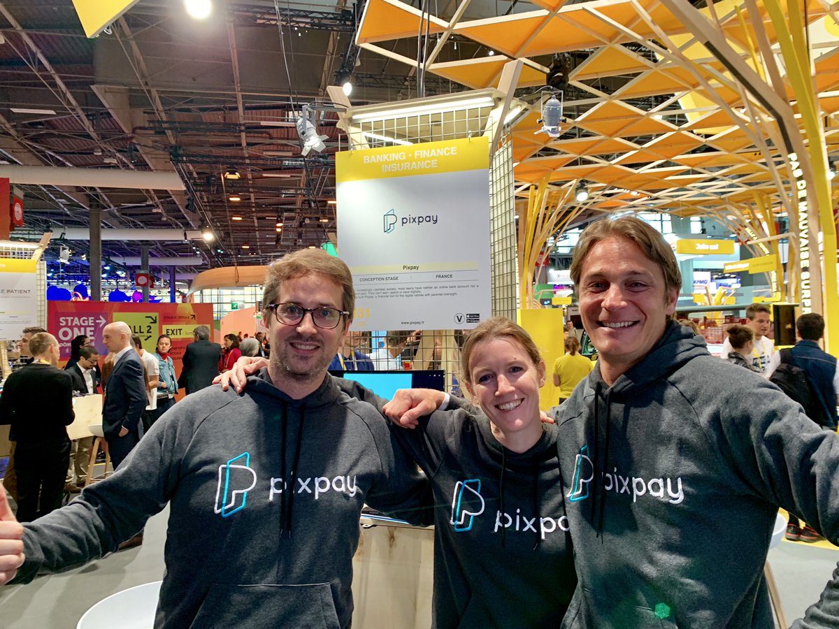 BGrassin's tweet photo. Le team @pixpay a @VivaTech sur le stand de la @LaBanquePostale ! https://t.co/GU0TohH8vB