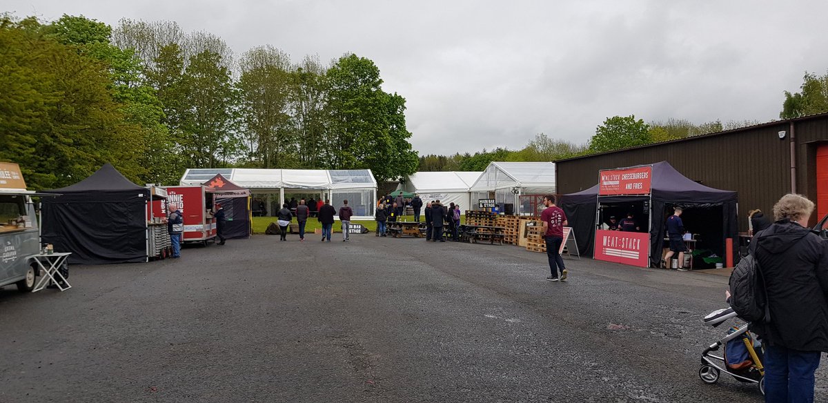 ElecSpiritCo's tweet photo. Update from #tempestspringfest - IT IS NOT RAINING AT ALL. And it's actually quite a pleasant temperature. Result. https://t.co/7W3m4L5xQd