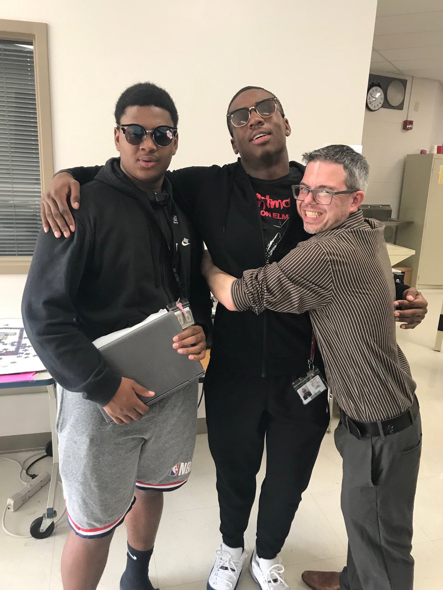 GHS_North's tweet photo. 4 days left for our North Seniors! The excitement is building! #LongliveNorth ⁦@GHS_North⁩ https://t.co/Li3ACcyv5m