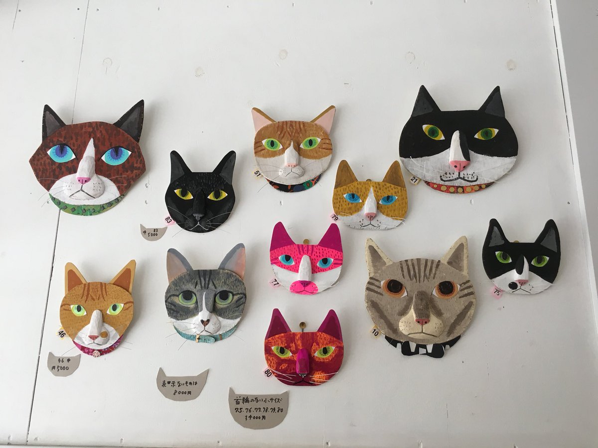 sko27sai's tweet photo. 以前 #長谷川貴子 さんにうずらの壁掛けを作っていただき、本日個展に行ってきましたー！
素敵すぎる空間で、興奮して、めっちゃはしゃいでしまいました…。かわゆい…ねこ…。
うずらとのコラボもめちゃかわゆい。やばい。

 #猫アート #壁掛け #うちの子オーダー  #gogocats https://t.co/hUH4VDRgPg