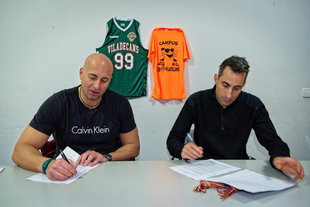 RgrEsteller's tweet photo. Celebrem la posada en marxa de la col·laboració entre SWITCH ON SPORTS i @basquetviladec1 un club que es preocupa pels valors i la motivació dels seus jugadors. Endavant! https://t.co/czyJKc5lNs