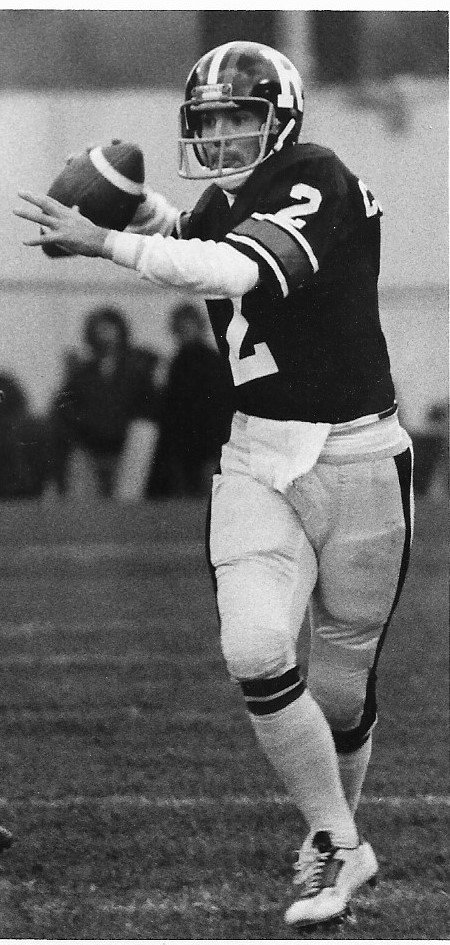 IfJimDontKnow's tweet photo. May 18/79 (40 yrs today), #OttawaRoughRiders traded QB #TOMCLEMENTS to #SaskatchewanRoughriders for CB #SteveDennis, WR #BobODoherty &amp; 2nd-round pick in 1980 College Draft. https://t.co/ozsXCVwGoW