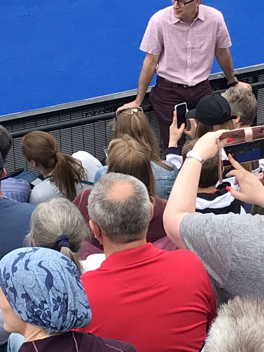 sithorne1's tweet photo. I can see you @foznjf 😂😂 @devonumpires #thirdteam https://t.co/ir80gIlt9n