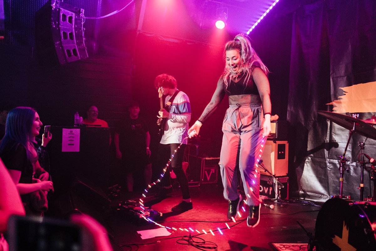agpaberdeen's tweet photo. Safe to say @Vukoviband owned a packed out @tunnelsaberdeen last night! Thanks to them, @superlovemusic &amp; @forest_fires ! Special thanks to everyone who came down too! ❤️ https://t.co/LmHxCZZKaz