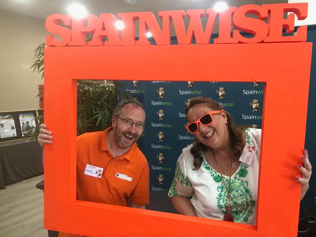 tcec_linares's tweet photo. The Cultural English Centre at @Spainwise job fair in Cรณrdoba. Come and join us! #tceclinares #spainwise #spainwisesouth #spain2teach #teachinspain https://t.co/3cgXEzfX4E