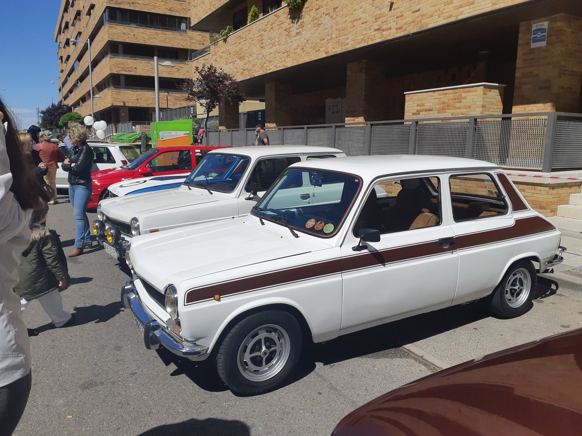 zolalber's tweet image. Concentración de vehículos clásicos en Seseña #Simca1200
