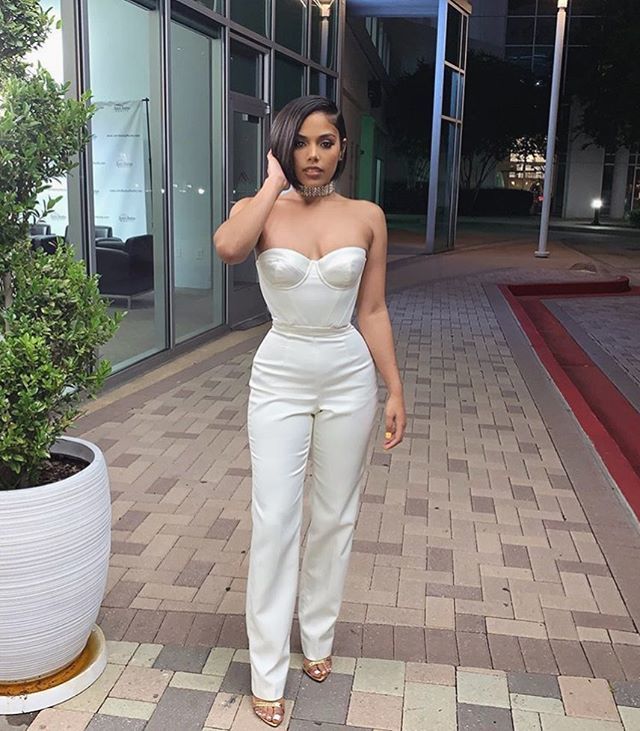 StyleVitae's tweet photo. @theglamourblueprint in @houseofcb 
#stylevitae #fashion #style #design https://t.co/TA0z7lO7Ol https://t.co/TLuFEzBzF0