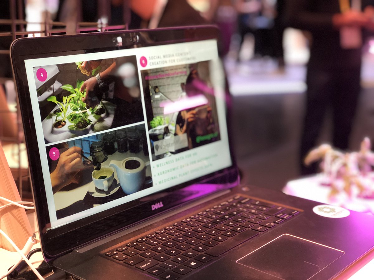 DettacheePresse's tweet photo. #TOP5 #VIVATECH ~ Je vous propose une sélection de 3 #startup du #AccorLAB (@Accor) sélectionnées par mes soins 🤓📝 ! #Thread #Vivatech #LiveLimitless
👇🏻
#1: @Hexagro_UF : un potager connecté favorisant la culture de plantes aromatiques et plantes médicinales 💚 #hexagro https://t.co/dhwvbaX4s1