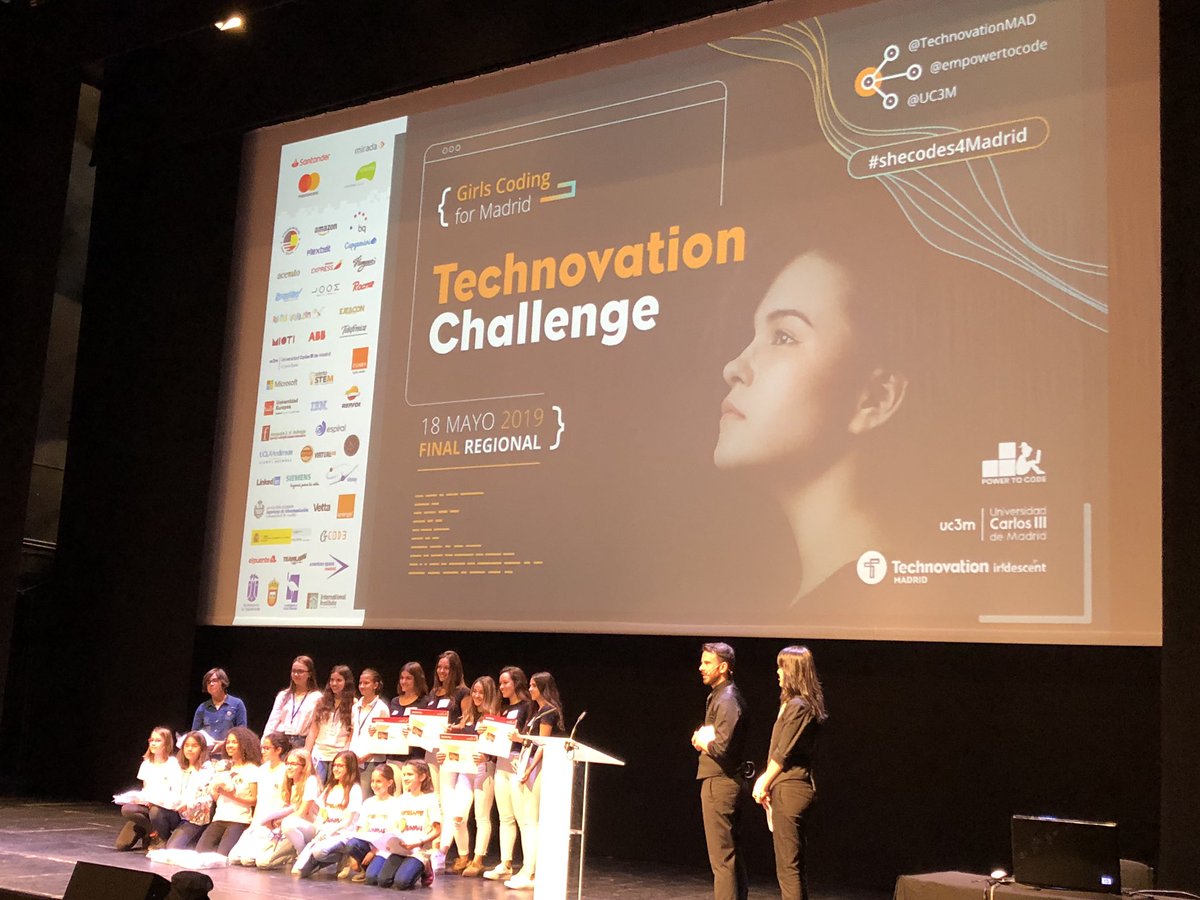 Pinadepaz's tweet image. Las ganadoras de #TechnovationChallenge, 17 niñas ya que están cambiando el mundo #girlscode4madrid