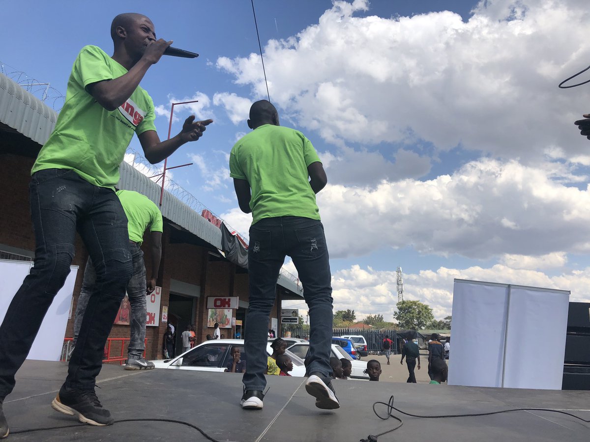 ZiFMStereo's tweet photo. It’s a #Karinga vibe this Saturday afternoon at @OKZimbabwe Glenview! #ZiVolution https://t.co/DyavzwCBv7