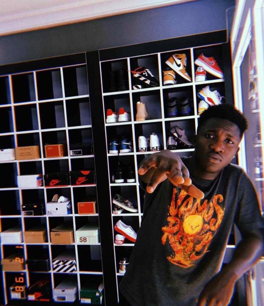 Thea_Ora's tweet photo. Happy Birthday @augustebo 🎁🎊🍭🍭🍭A unique leader!🥂Thank you for Everything #TeamFrequency 💙 https://t.co/8j5Uz7GalT