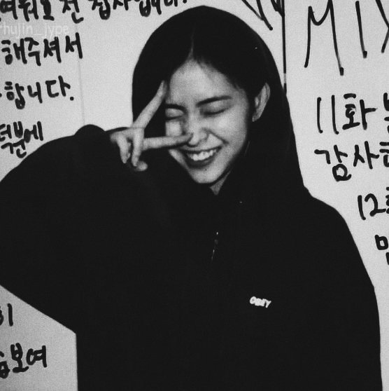 bienotbee_'s tweet photo. ╭❃. Itzy Ryujin and YejiAesthetic Pack

❐.‖ ◆ Aesthetic pack by me a.k.a Bie ◆
❐.‖「Rt/Fav if u want to save or use it 」
❐.‖ ❰ U can Request in DM ❱
.
.
.
#ryujin #yeji #itzy #itzypack #ryujinpack #yejipack #itzyaesthetic
#aestheticpack #aesthetic #ppheader https://t.co/zOzL9KNllg