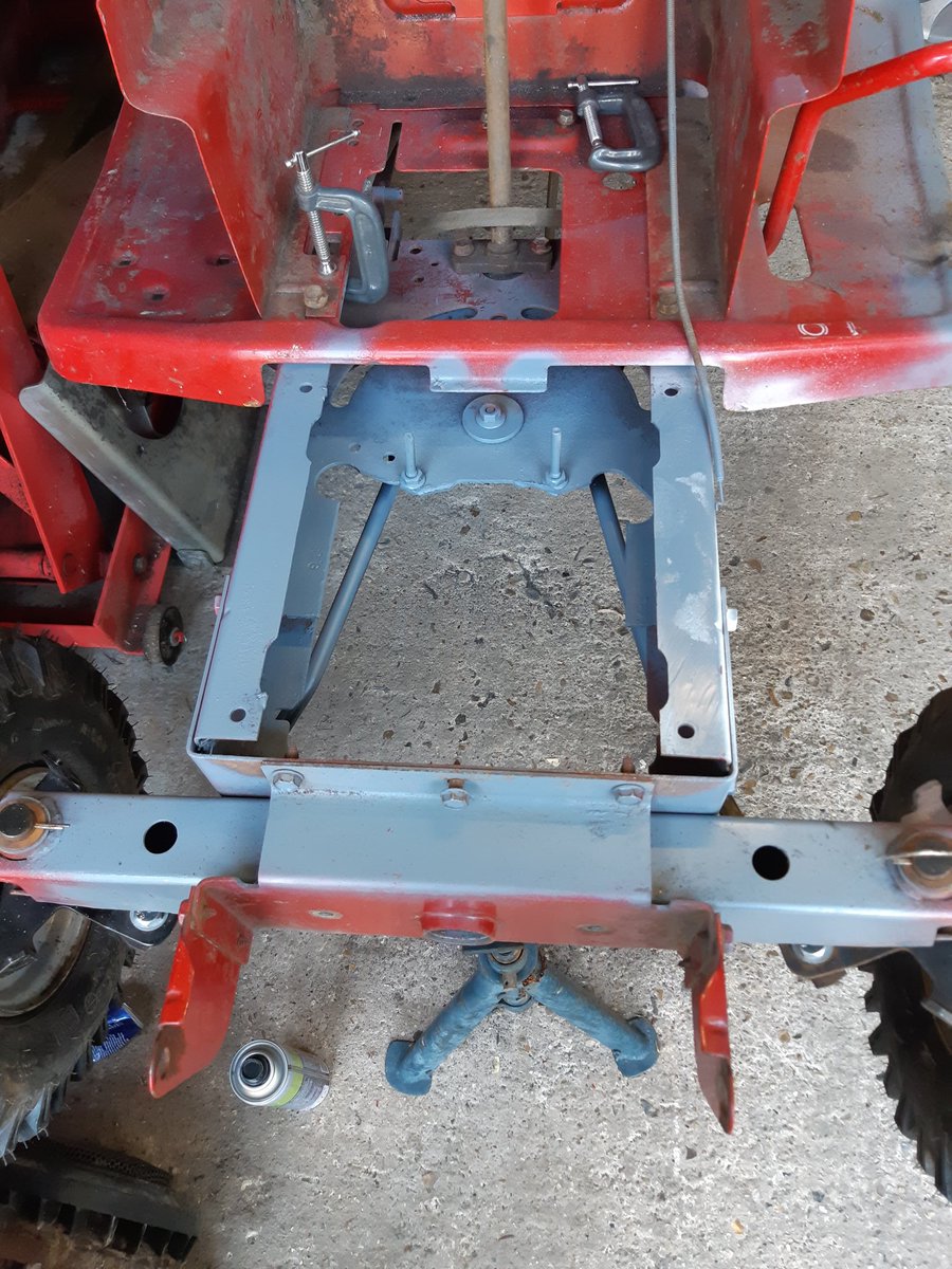 Colindoingstuff's tweet photo. Started the chassis ( Frame ) work on Project Charlene #YouTube #ProjectCharlene #charlene #project #colinketleymowersport #ketleymowersport @YouTube #mowerracing #mudmowers #racemower #racingmower #mowersport #motorsport #mowerrepair #mowerrepairs #chassis https://t.co/xztBTLNDuj