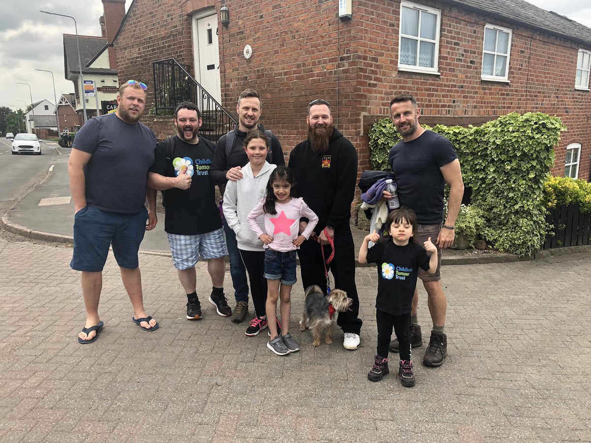 Thanks to <a href="/helsbyrugby/">Helsby Rugby Club</a> for all your support <a href="/BrownlowDarren/">Darren Brownlow</a>  #Nanny2NannyWalk  uk.virginmoneygiving.com/ElaynaBrownlow 💙💚🥾🐶🦄