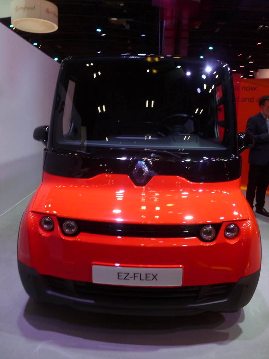 california458's tweet photo. Deux concepts de la mobilité du futur chez #Renault #Vivatech #EZPOD #EZFLEX #ZOE #AUTONOMOUSLAB⚡️⚡️⚡️ https://t.co/TWayx54TYR