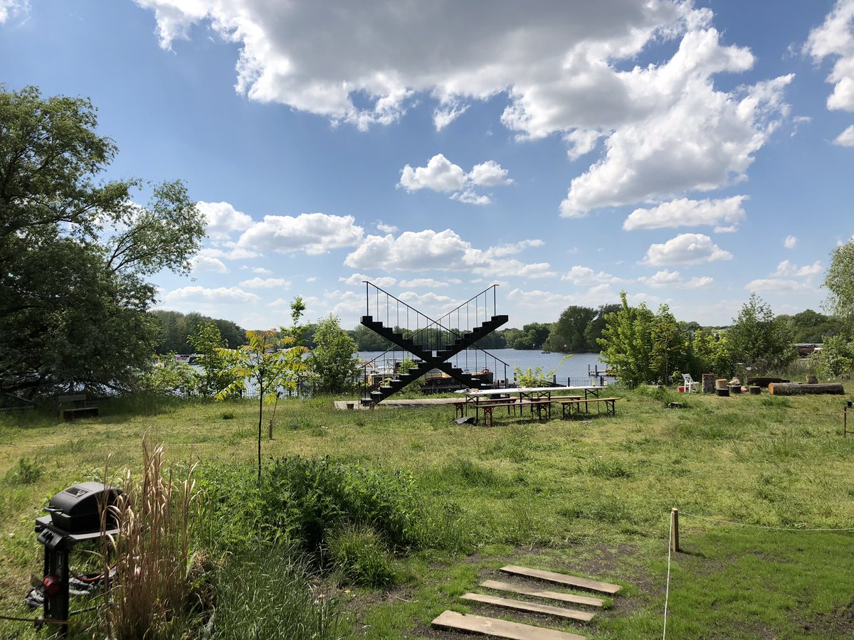 MichaelMiebach's tweet photo. Jahresklausur des @DPZ_Berlin mit vielen interessanten, engagierten Menschen und guten Ideen für die künftige Arbeit. #Wirdenkenweiter https://t.co/UyUGYsZLSV
