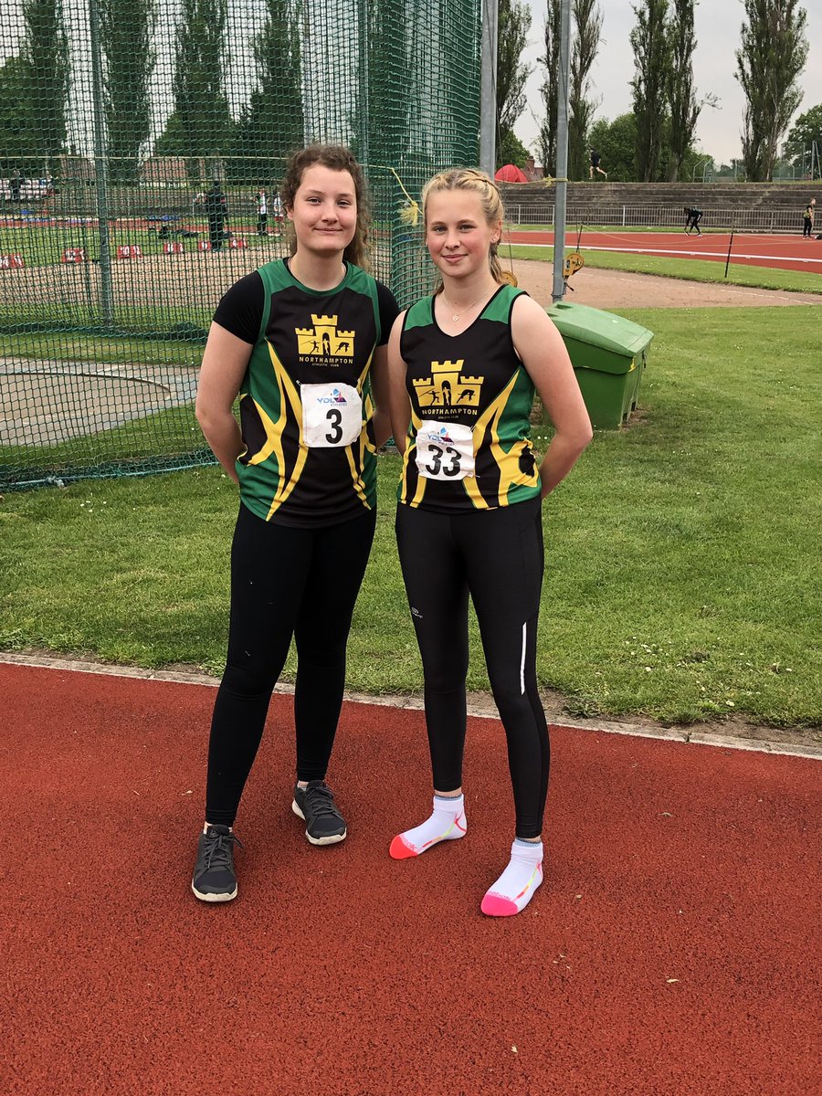 NorthamptonAth1's tweet photo. Fantastic U15G Discus result, with double win and PBโs for Lily 36.56 and Lottie 26.23 #FemalePathway #Strong #Northampton #YDLL #greenblackandgold ๐๐ค๐ https://t.co/XnPIZxQu4W