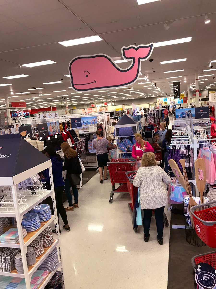 #Everydayshouldfeelthisgood Vineyard vines is officially out at T1818     <a href="/KrystalReyes132/">Krystal Reyes</a> <a href="/jessicalynn_gre/">沈阳</a> #ETLKRIS