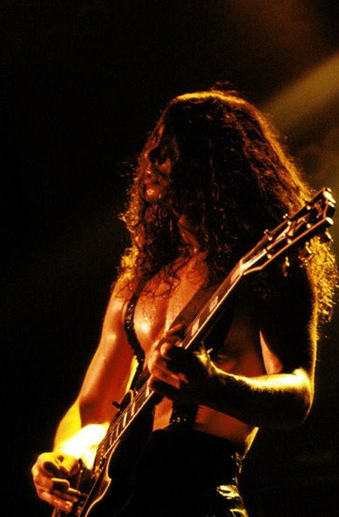 MyOwnRiver's tweet image. Chris Cornell was a powerhouse of talent. His voice was really a gift to the world. I will never stop missing him.