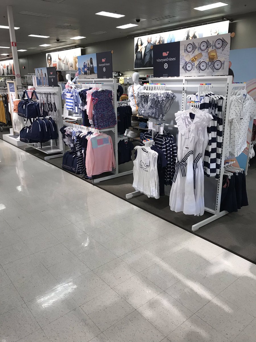 Come check out our LTO with VineyardVines in Peoria! We’re ready to help you select the perfect pieces! <a href="/paulmcgee890/">PaulMcgee</a> <a href="/probst_amy/">Amy Probst</a>