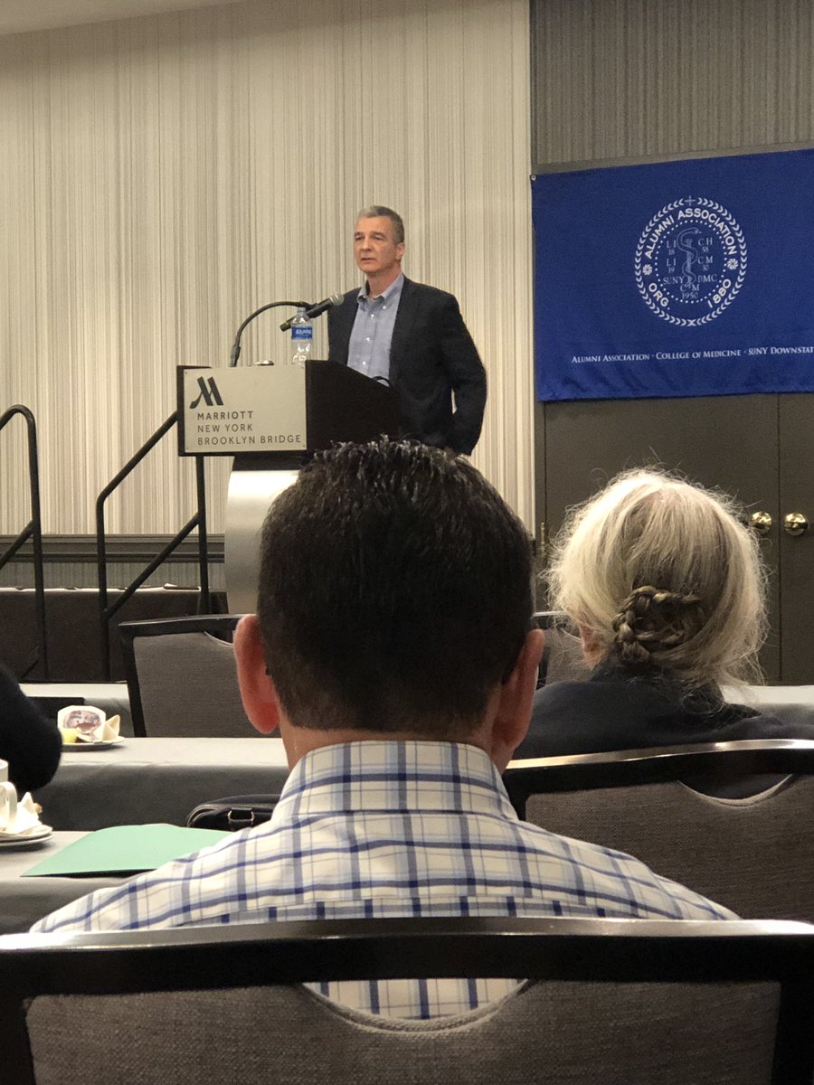 DownstateAlumni's tweet image. College of Medicine Interim Dean, Dr. Michael Lucchesi addressing alumni at the Scientific Program! #COMreunion19