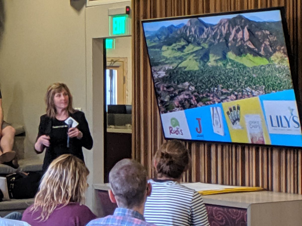 SWBoulderFood's tweet photo. Thank you @jane_knows of @LilysSweets for your incredible keynote speech #mentor #StartupWeekend https://t.co/cpbJU7kynO