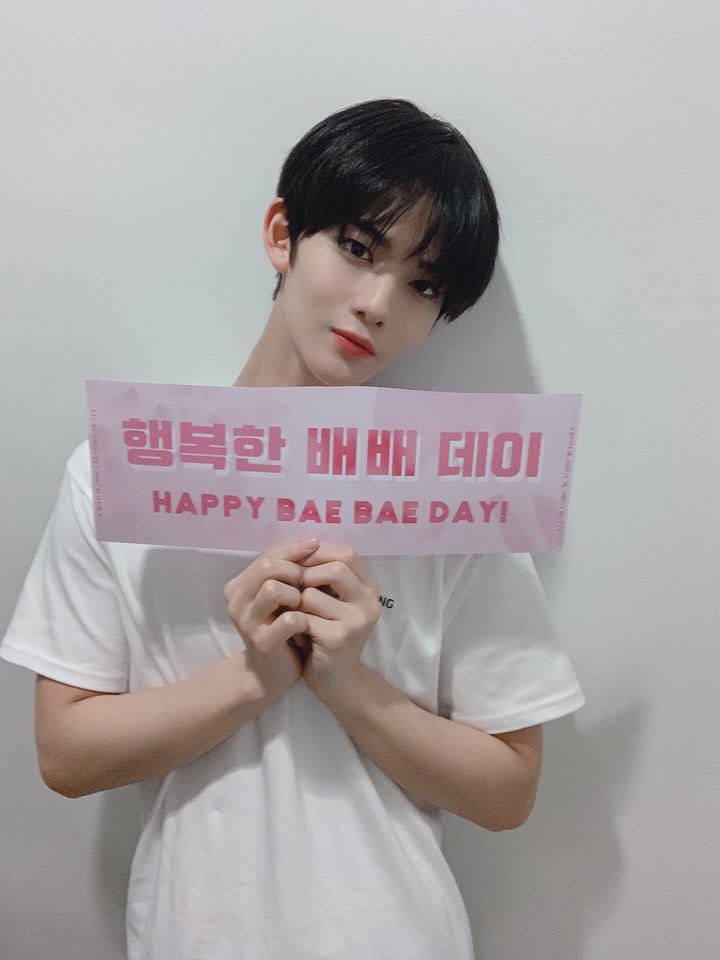 CIX_Official's tweet photo. I’m so happy to see you guys in manila😊
Thanks😘

#배진영 #裵珍映 #IM_YOUNG #Manila https://t.co/XbhBLPjdil