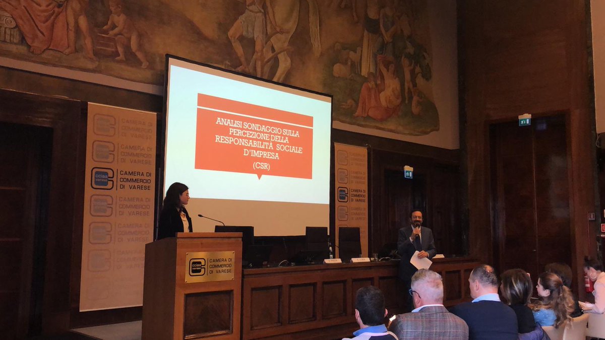 CremitTW's tweet photo. #projectworkvarese Gli studenti hanno costruito e somministrato una survey sulla percezione della CSR a centinaia di abitanti di Varese e Provincia; i dati sono stati analizzati criticamente e divulgati durante l’incontro di questa mattina. https://t.co/AlninuGFZ3