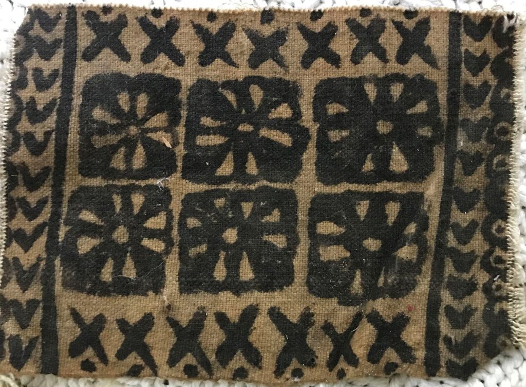 Mushmina's tweet photo. Malian Mud Cloth-The Profound Piece. Read more about the story behind the Mushmina Mali Mudcloth Hobo Collection today on the Mushmina blog. https://t.co/LVfAxQ4uua https://t.co/TPZQW0D6UQ