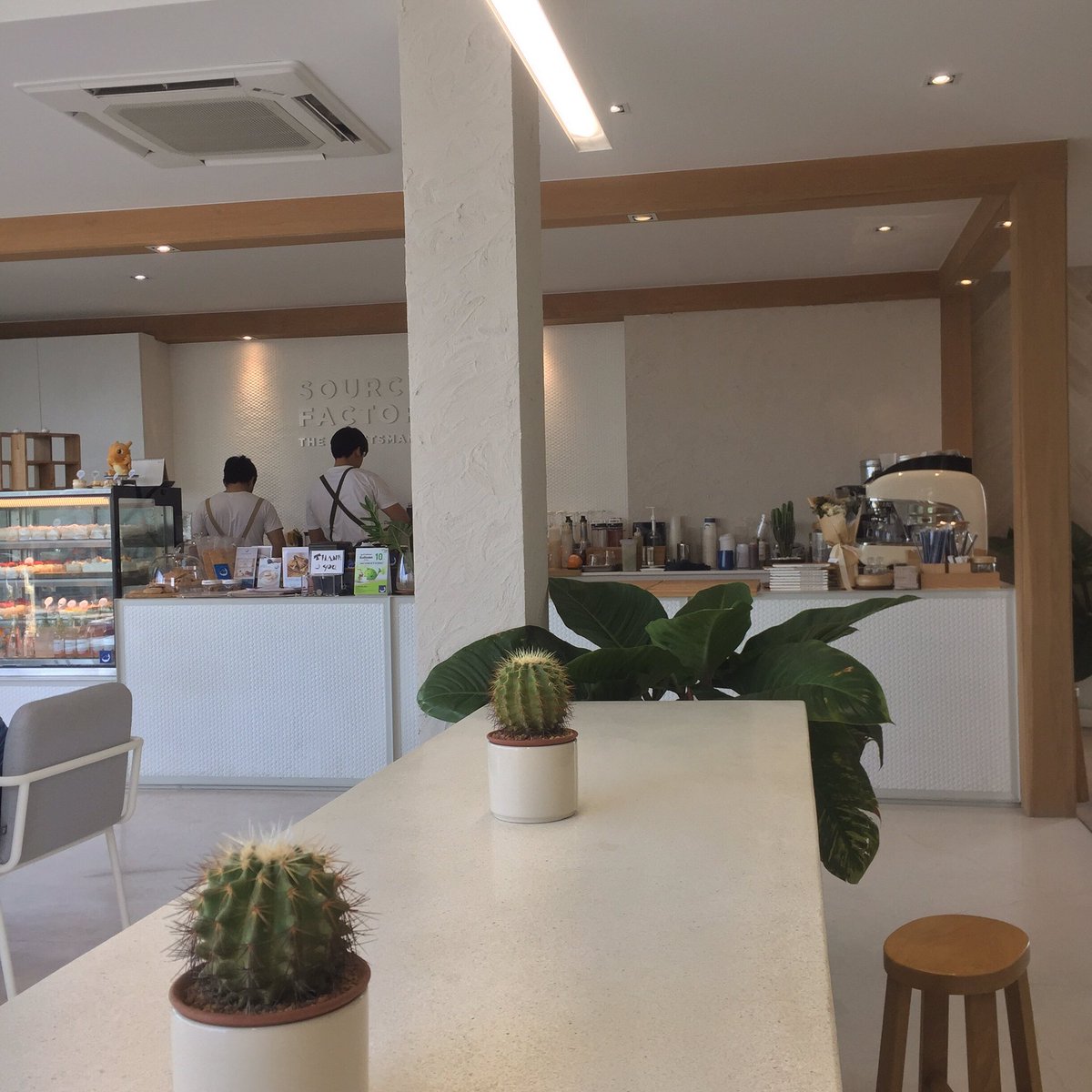 aiko tweet media