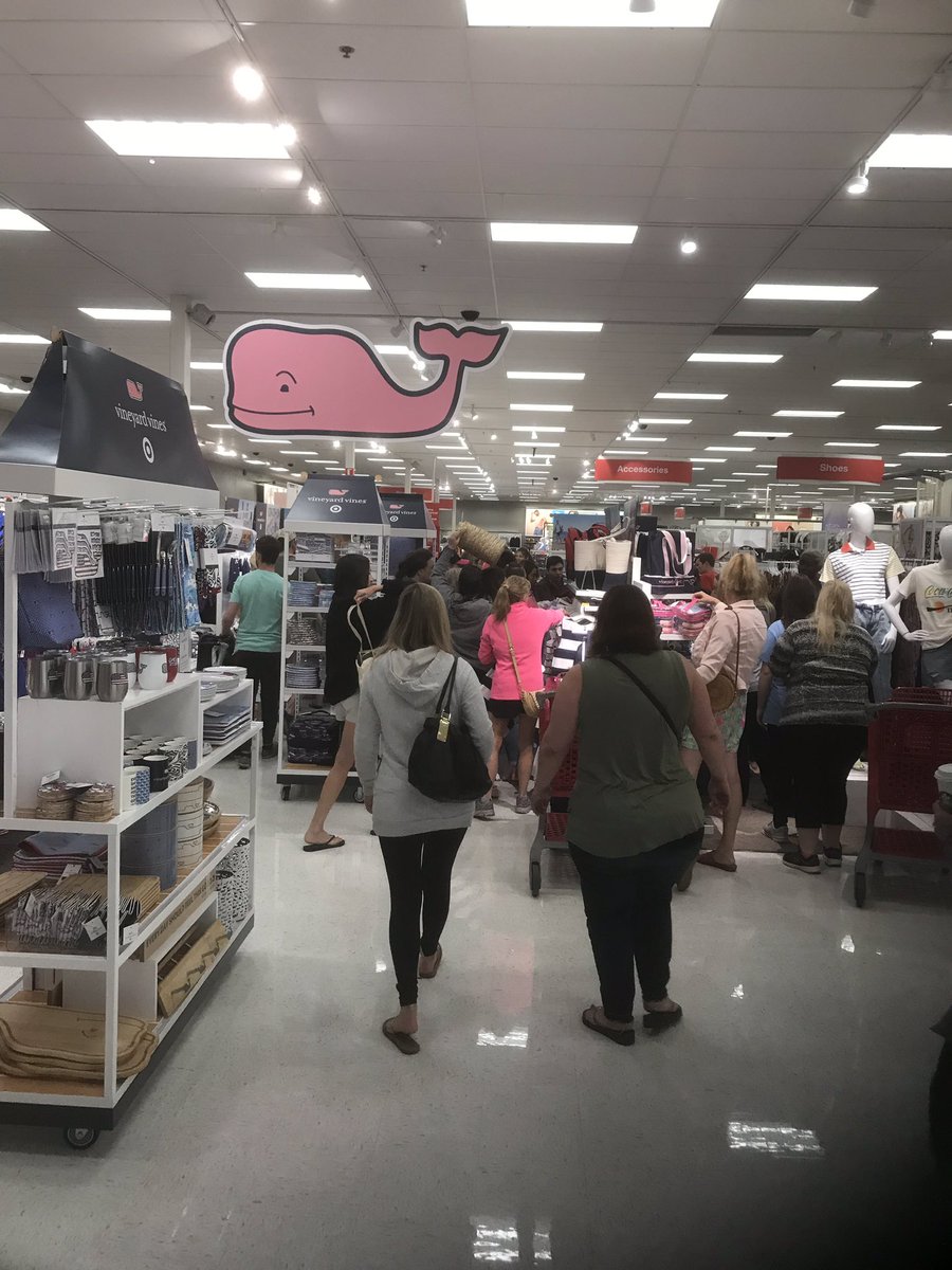 Amazing job team with today’s #VineyardVines product launch!   From prep, to set, to launch.....flawless execution.   Thank you!