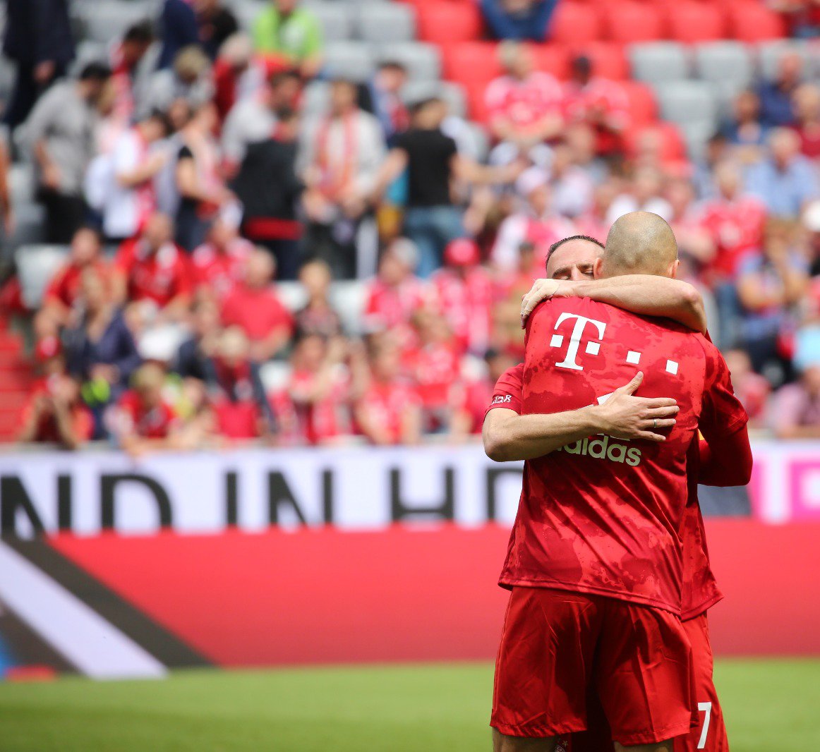 FCBayernEN's tweet photo. #Robbéry ❤️

#MiaSanMia https://t.co/5ctIcFKDfA