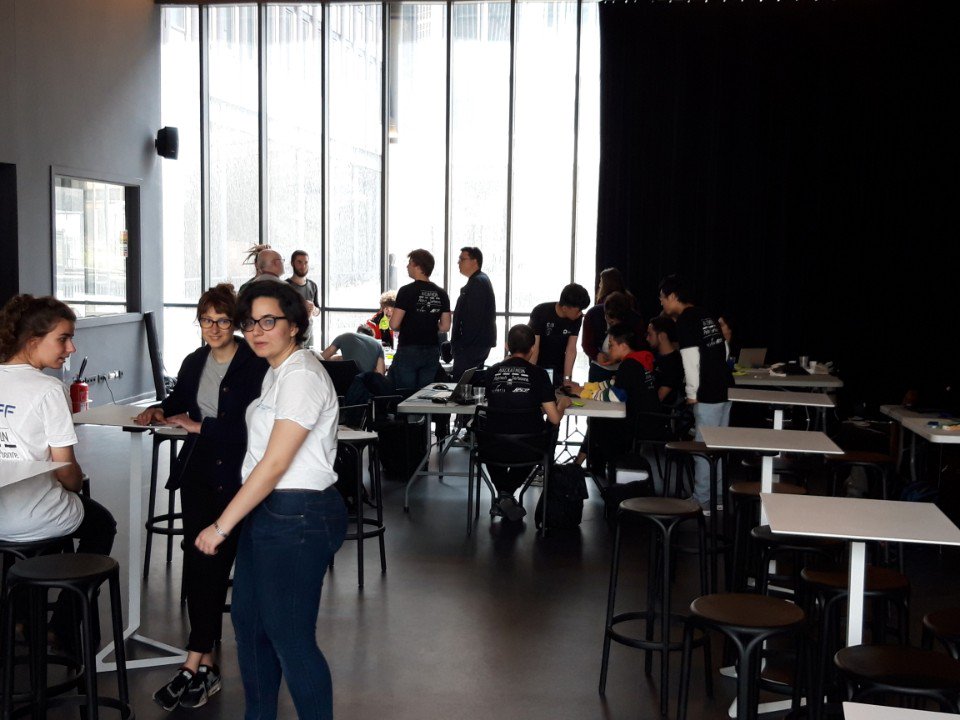 Viverisgroupe's tweet photo. C'est parti pour 24h de code à @PolytechSorbonn pour un Hackathon intense. #viverisrecrute #hacking https://t.co/PbALXp7v8C