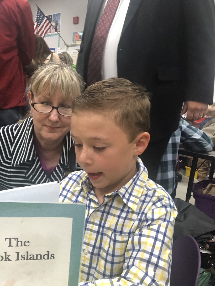 handersoncreate's tweet photo. Our youngest Sharks did a great job sharing their writing during Author’s Night! Thanks @barbarapat for joining us. #rusdPROUD @RocklinUSD https://t.co/P2LvTdRpWV