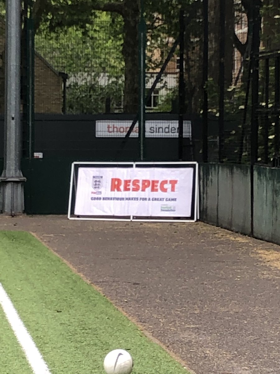 Wonderful to join our fab new @CamdenCouncil Deputy Mayor @sabfrancis on her 1st official duty handing out medals @cyouthleague @CoramsYouth - fitting that #Bloomsbury FC were amongst the winners 💪🏾🏆 & looking forward to supporting more grassroots football with the team 👍🏾⚽️