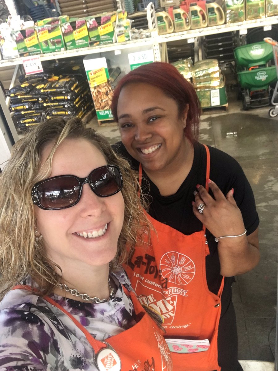 This girl is on fire today!! 6 credit apps already in outside garden!!! <a href="/robertkirkham26/">Rob Kirkham</a> <a href="/KellyWhaley13/">Kelly</a> <a href="/MrKevinGreen/">Kevin Green</a>