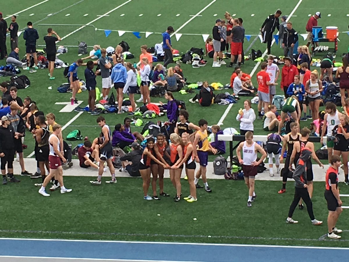 BlackraiderXC's tweet photo. Girls spmed finishes 6th @LineyaW @lakenainsley @ally42000 myerra parker https://t.co/4FPkpoOwe8