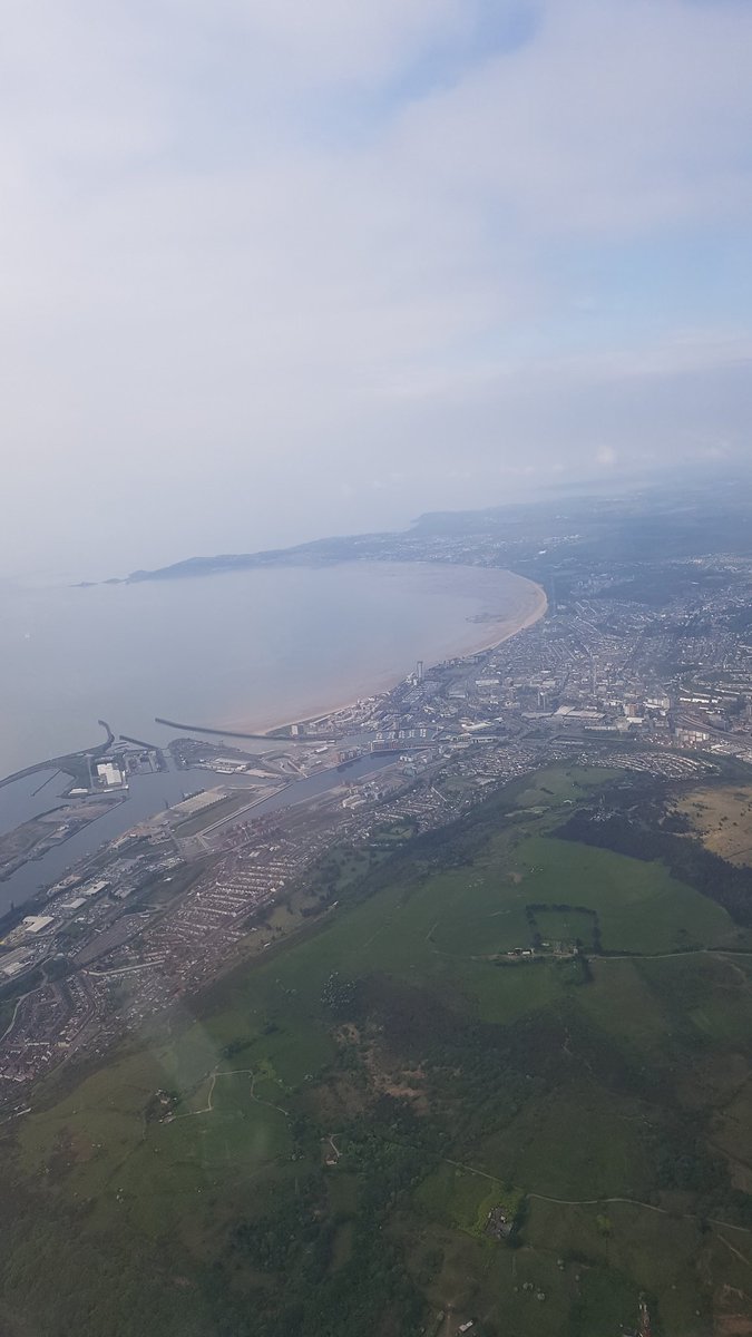 emmabull88's tweet photo. Great morning flying from @Cardiff_Airport to haverfordwest 😁✈ stopped for a breakie bap 😊 Just over 2hrs clocked slowly getting there 👩✈️✈ #pilottraining #modulartraining #aeros #cardiffairport #PA28 https://t.co/Mlj2emp0BD