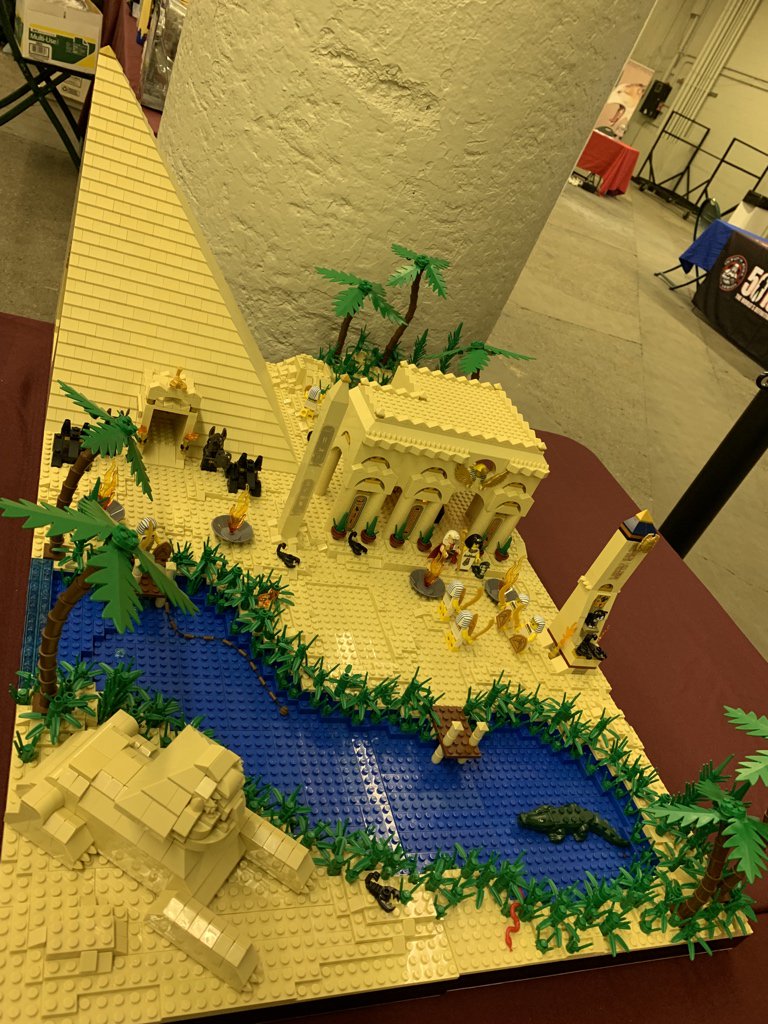 dveese's tweet photo. Lego master builders here at #MSPcomicon!
Fabuland! https://t.co/CjZF2APtR0