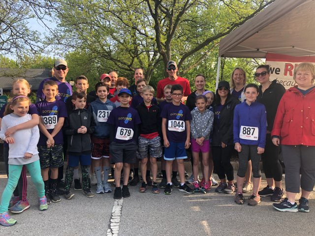 Lines3MW's tweet photo. What a beautiful morning for #Got2Run!!! What a great turnout from @Lines220 @Lines_Principal @LinesDen34 @LINES_PE https://t.co/dONNTvfAgp