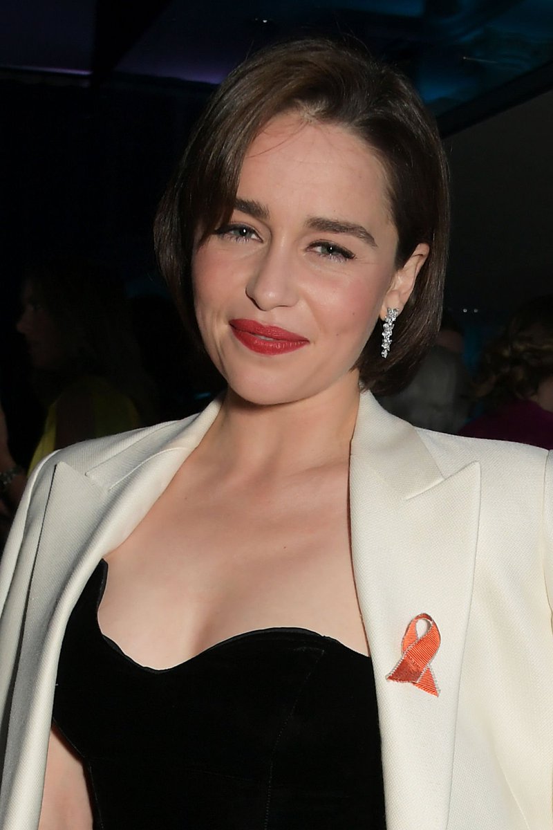 EClarkeFrance's tweet photo. 📷 #EmiliaClarke &amp; #RoseLes - SMS Battles Quiz For The MS Society à Londres (16 mai 2019)
🔗 : https://t.co/b3Drky4p3W https://t.co/TrdEWKeEX9