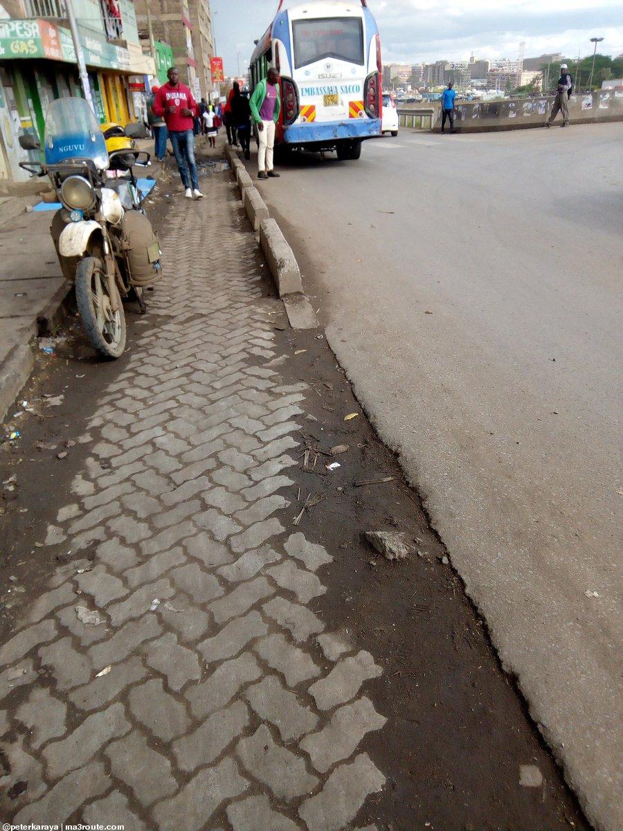 Ma3Route's tweet image. 17:01 #KCD867M #embassava Sacco it&apos;s bad manners to hit a pedestrian at a zebra crossing and run, We need sanity on our roads @NPSOfficial_KE @FredMatiangi   via @peterkaraya
