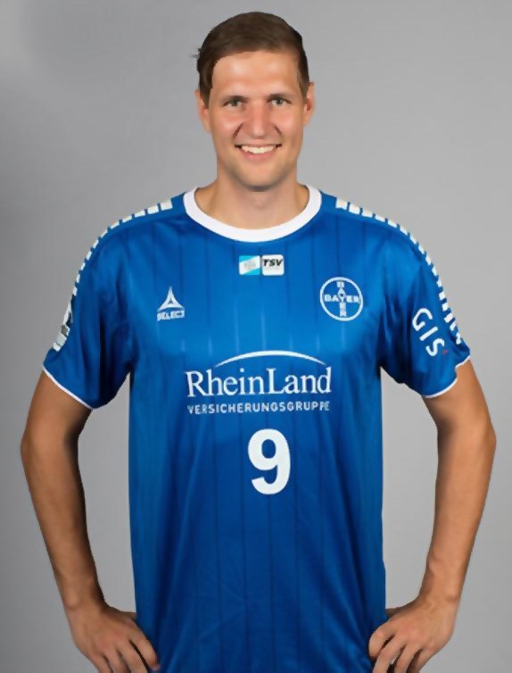 bevohandbal's tweet photo. Nieuwe speler seizoen 19/20 - Daniel Eggert versterkt Heren1 komend seizoen. 
De linkshandige rechter-opbouwer is een goede versterking voor de ploeg.
Welkom bij Bevo Hc Daniel. 🇩🇰🇩🇰🇩🇰
Op naar een mooi Bevo-seizoen! 💙💛💙💛
#givegas 🔥🔥💪💪
 Info: https://t.co/Plt78x3644 https://t.co/ZbiTnbSjGJ