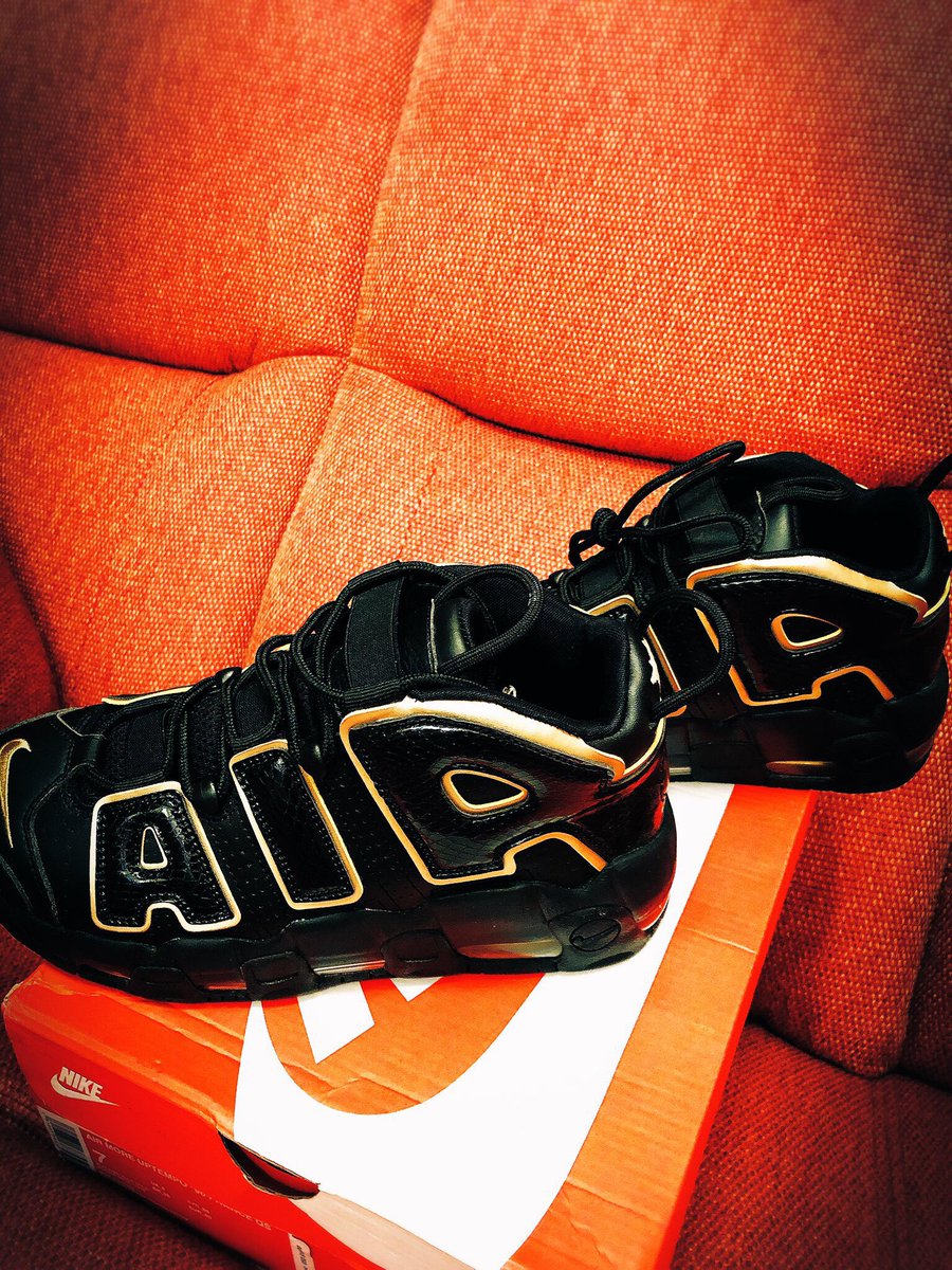 Paserisan76's tweet photo. 今さらモアテン【NIKE AIR MORE UPTEMPO 96 FRANCE】 https://t.co/mHt69vTmzL