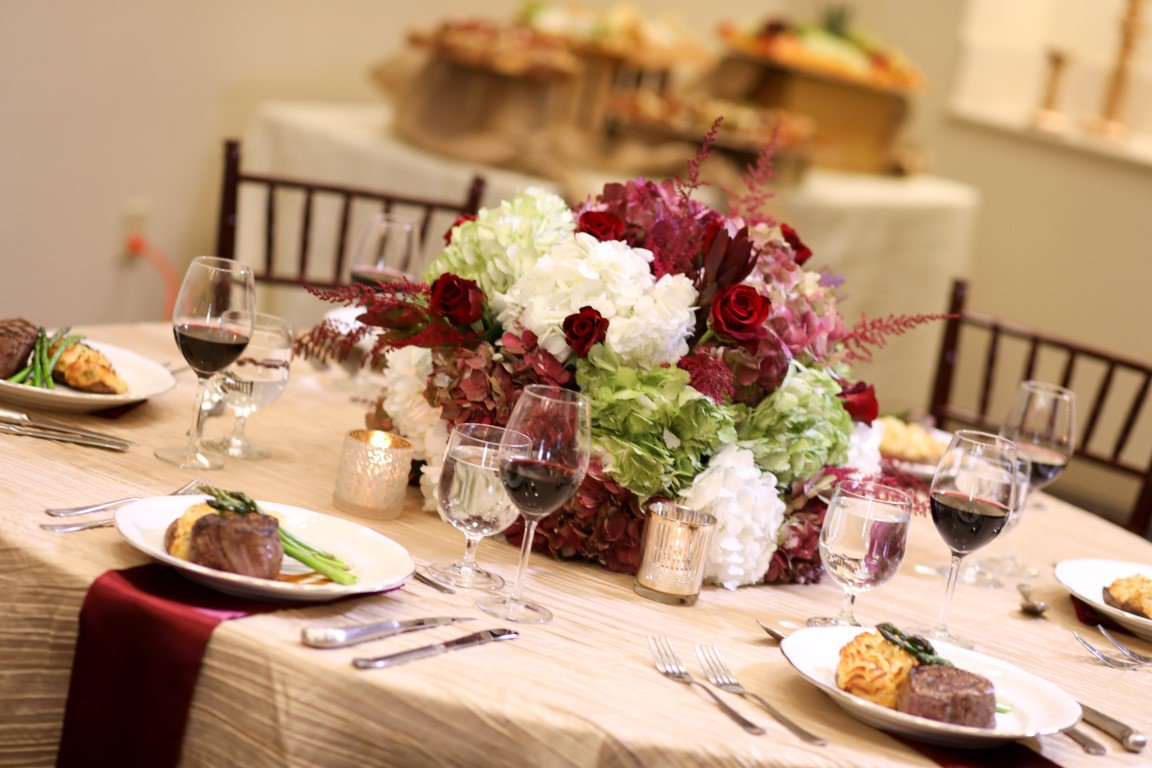 snellingcc's tweet image. At the #SnellingConferenceCenter, every event is a special event. Our meeting spaces can accommodate just about any event from 10 to 300 guests with a wide variety of catering options. To find out more, please call us at 706.854.4728. #GeorgiaVenue #Venue #Catering