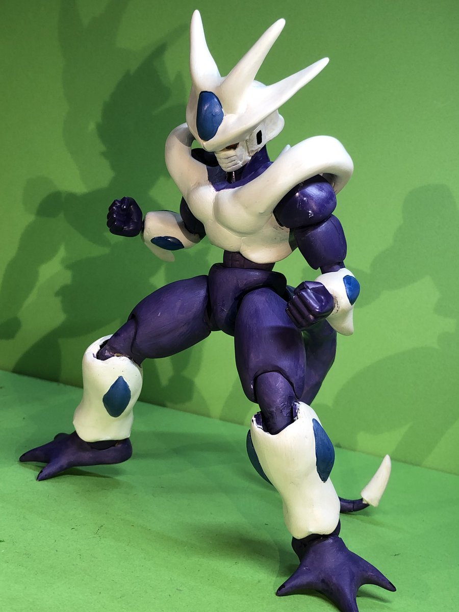 まじゅう 子供の頃 ドラゴンボール消しゴムで クウラ プラスチックパーツで最終形態に変身できるやつ が当たった時は 嬉しくて 毎日遊んでいた これは セルのプラモデルを改造して作った クウラですが 昔の様に かなりの頻度で 遊んでいます まじゅう 子供の頃 ドラゴンボール消しゴムで クウラ プラスチックパーツで最終形態に変身できるやつ が当たった時は 嬉しくて 毎日遊んでいた これは セルのプラモデルを改造して作った クウラですが 昔の様に かなりの頻度で 遊んでいます