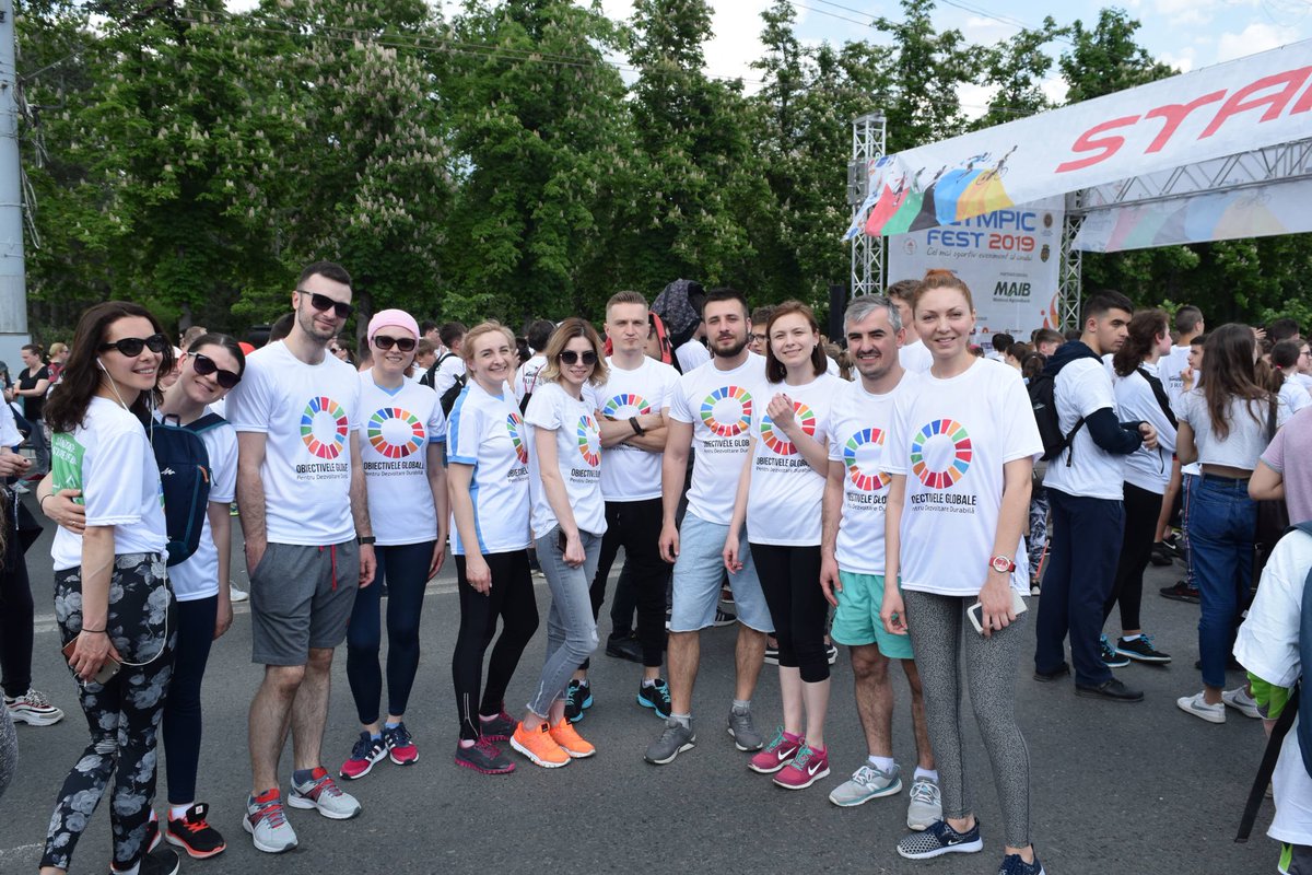 UNDPMoldova's tweet photo. Happy to participate at #olympicfest as part of @UNMoldova team & #run4sdgs! sports = life! https://t.co/RGhNDeLjdR