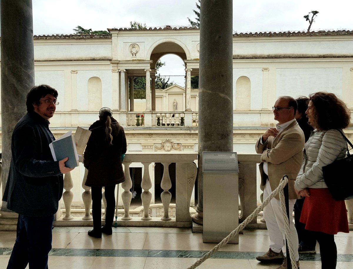 ti_exe's tweet photo. Con @valentinonizzo direttore di #VillaGiulia per dare inizio a un nuovo progetto tra #psicologia junghiana e civiltà etrusca ... #mitologia, #spiritualità, #simbologia ...

#arte #cultura #musei #etruschi https://t.co/8OWKhjUB81