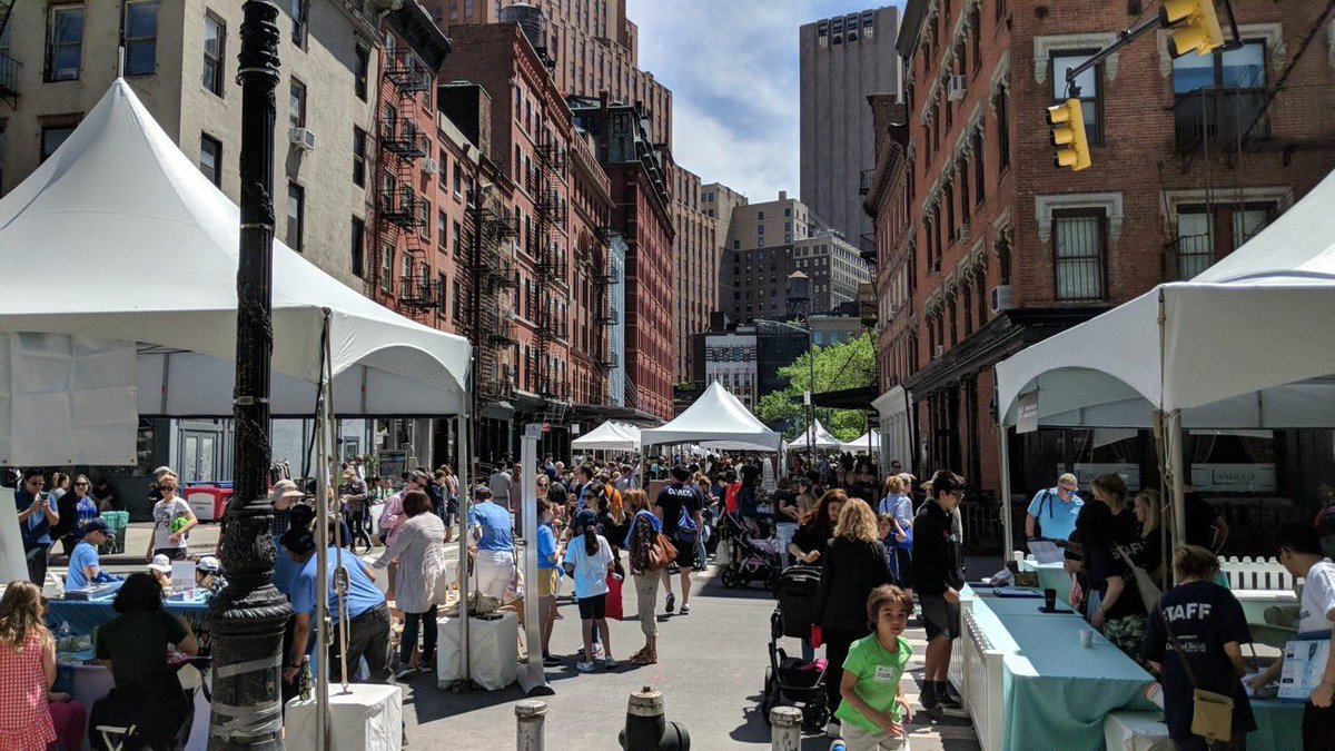BouleyAtHome's tweet photo. Bouley At Home, now located in the Flatiron District, is thrilled to celebrate @TasteofTribeca 25th! YEAR! Joining forces for annual culinary festival benefitting arts & enrichment programs at public elementary schools #PS150 & #PS234. #May18th, 11:30am-3pm, #NYC, TriBeCa! 🎼🎨 https://t.co/izK86z2Vc7