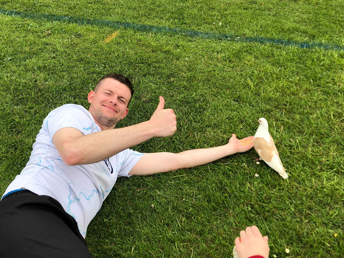 LED_ultimate's tweet image. Hello! We're at Maypole Mayhem, we may not be winning but we are by far the best bird whisperers here.